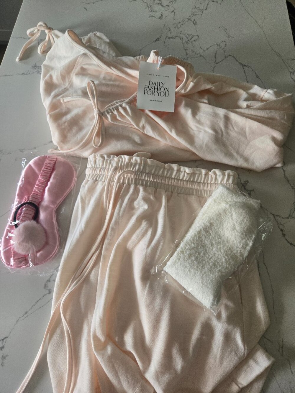 Sleep lounge shorts set